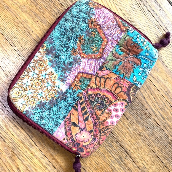 Cutest Quilted Cotton Boho Ipad Cover 11” x 8.5” - Picture 2 of 4